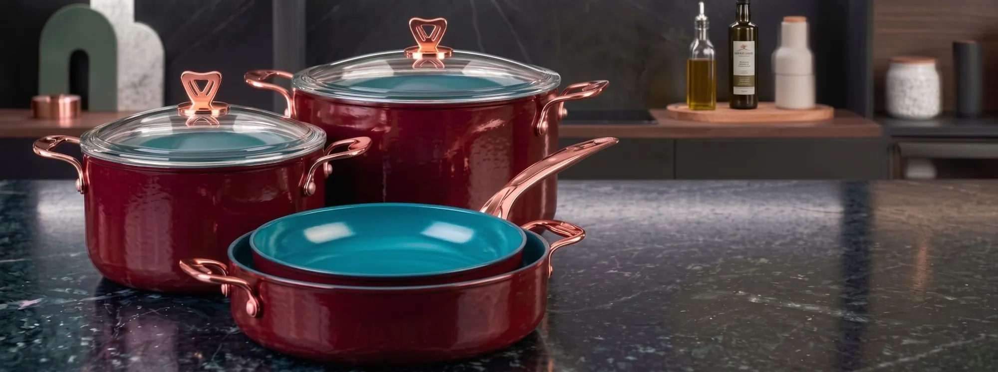 Bakır kulplu bordo Eternity PRO 800° emaye tencere seti, yeşil iç yüzey